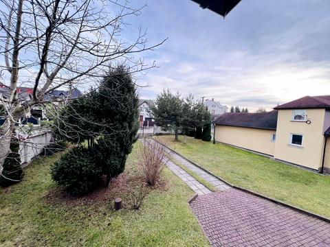 будинок за адресою с. Зимна Вода, Зелена вул.