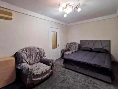 квартира за адресою Марії Приймаченко бульв. (Академіка Ліхачова), 2