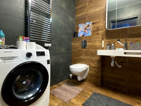 квартира за адресою Співдружності вул., 5