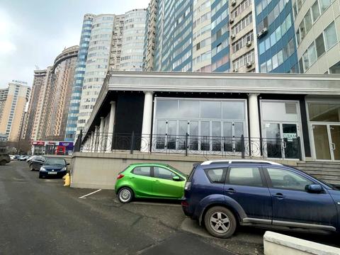 комерційна за адресою Генуезька вул., 5