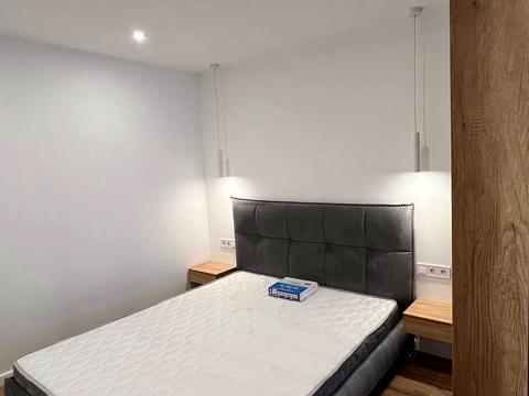 квартира по адресу Драгоманова ул., 44-А