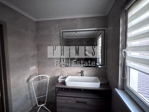 дом по адресу Ивана Франко ул. (Комунарська)