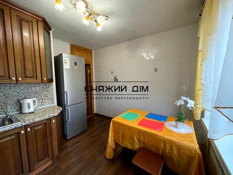 квартира за адресою Митрополита Андрея Шептицького вул. (Анатолія Луначарського), 22-В