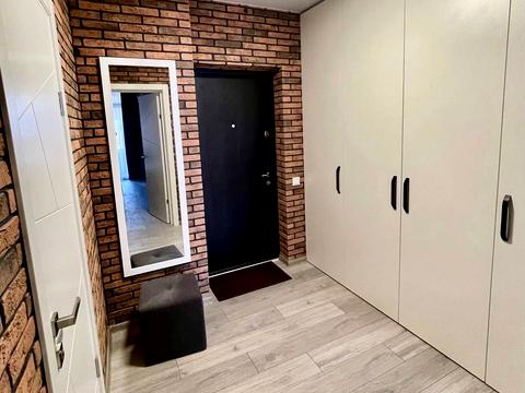 квартира за адресою Дніпровська набережна вул., 18-А