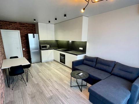 квартира за адресою Дніпровська набережна вул., 18-А