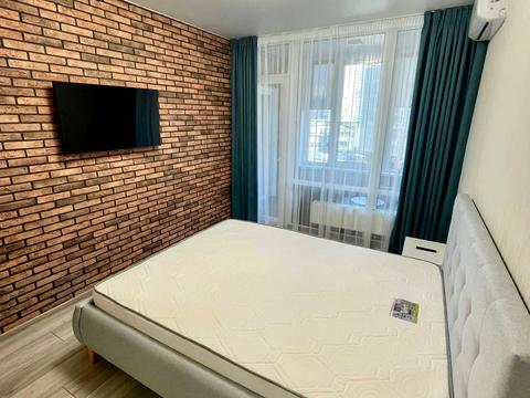 квартира за адресою Дніпровська набережна вул., 18-А