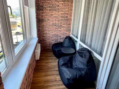 квартира за адресою Дніпровська набережна вул., 18-А