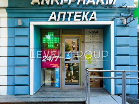 комерційна за адресою Антоновича вул. (Горького), 93