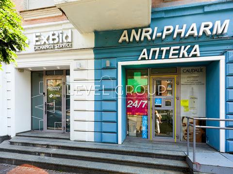 комерційна за адресою Антоновича вул. (Горького), 93