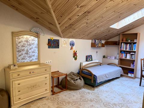 квартира за адресою Вишнева вул., 17