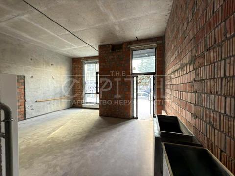 комерційна за адресою Шолуденка вул., 30