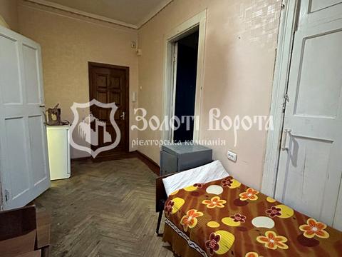 квартира за адресою Кирилівська вул. (Фрунзе), 121/2