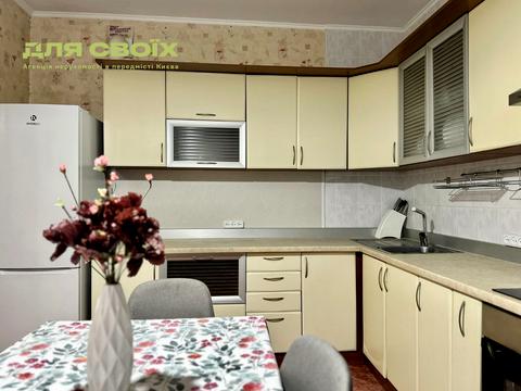 квартира за адресою Відпочинку вул., 12