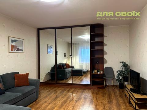 квартира за адресою Відпочинку вул., 12