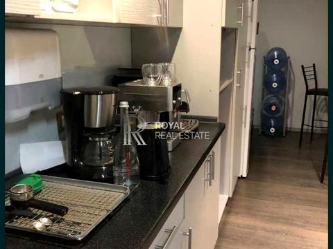 комерційна за адресою Київ, Дегтярна вул., 8