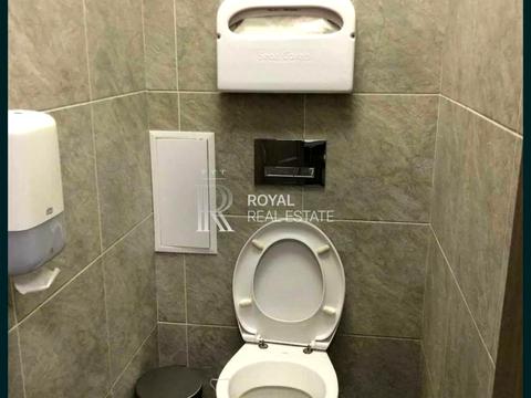 комерційна за адресою Київ, Дегтярна вул., 8