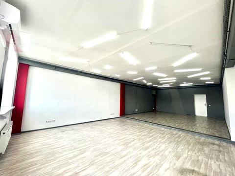 комерційна за адресою Васильківська вул., 30