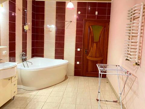 будинок за адресою с. Бірки, Польова