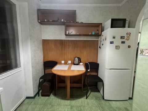 квартира за адресою Райдужна вул., 3-Б