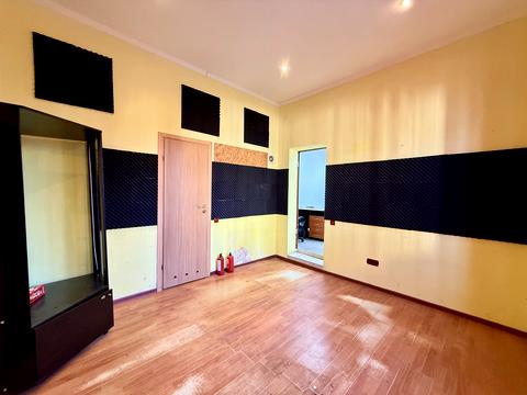 коммерческая по адресу Ивана Франко ул., 32