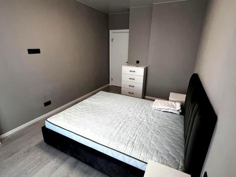 квартира по адресу Олександра Олеся ул., 10