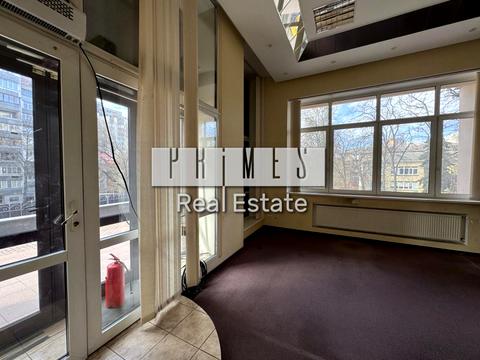 комерційна за адресою Олександра Кониського вул., 28А-30А