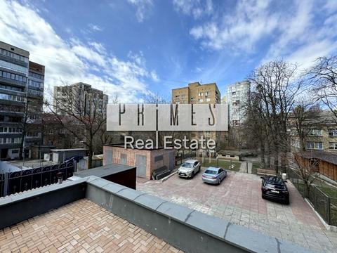 комерційна за адресою Олександра Кониського вул., 28А-30А