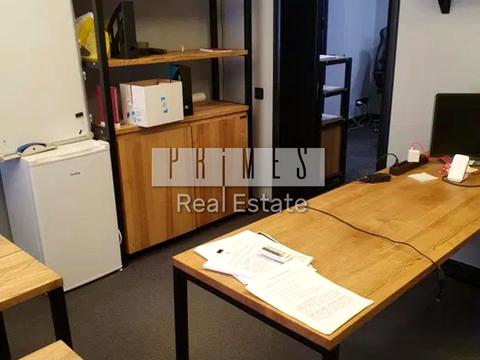 комерційна за адресою Інститутська вул., 22/7