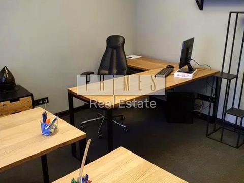 комерційна за адресою Інститутська вул., 22/7