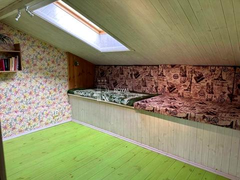 будинок за адресою с. Гатне, Шкільна вул., 2