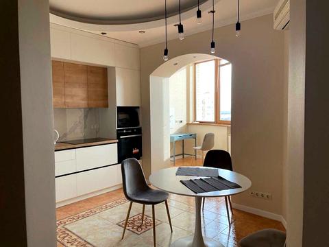 квартира за адресою Володимира Івасюка просп. (Героїв Сталінграду), 10-А