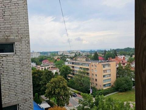 квартира за адресою Угорська вул., 2