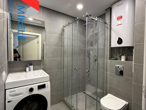 квартира за адресою Академіка Глушкова просп., 24