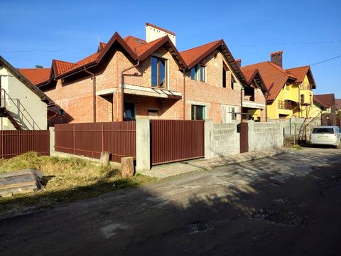 будинок за адресою Михайла Грушевського вул.