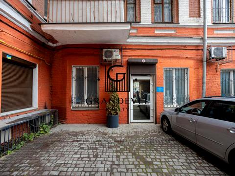 квартира за адресою Нижній Вал вул., 35/15