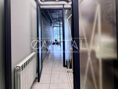 комерційна за адресою Київ, Володимира Івасюка просп. (Героїв Сталінграду), 2-Д