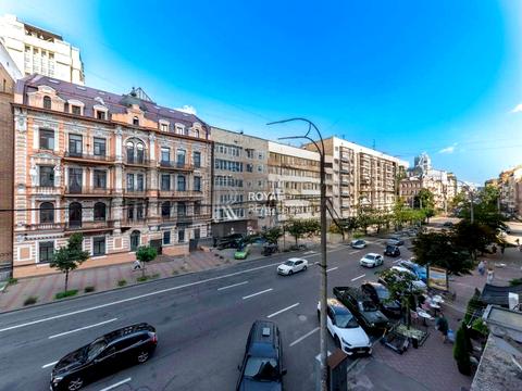 комерційна за адресою Саксаганського вул., 119