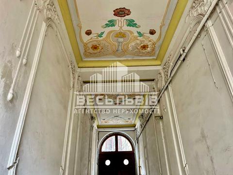 квартира за адресою Івана Рутковича вул. (), 1