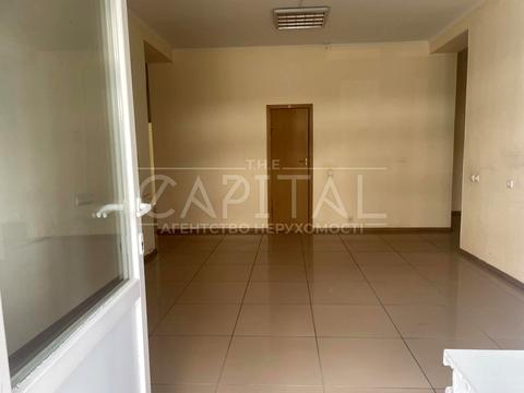 комерційна за адресою Володимира Івасюка просп. (Героїв Сталінграду), 6