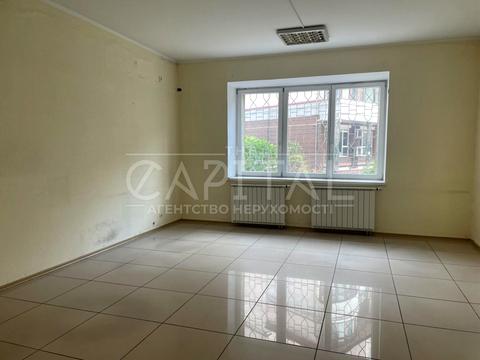 комерційна за адресою Володимира Івасюка просп. (Героїв Сталінграду), 6