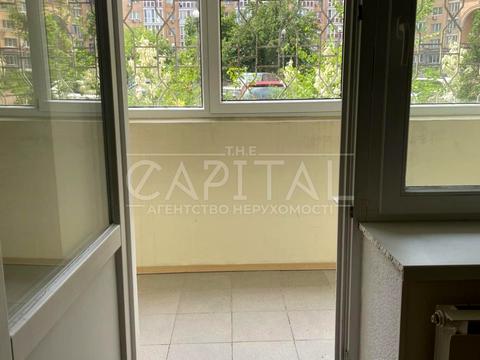 комерційна за адресою Володимира Івасюка просп. (Героїв Сталінграду), 6