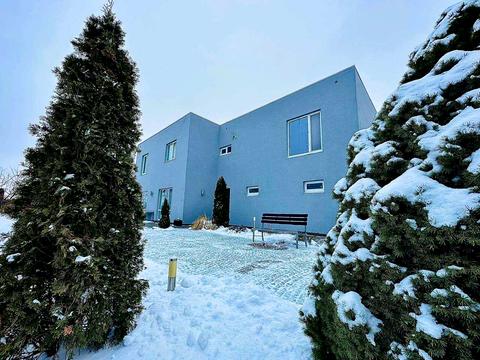 будинок за адресою Молодіжна вул., 33-А