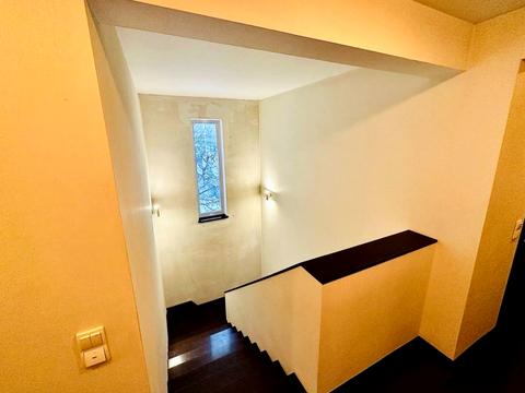 будинок за адресою Молодіжна вул., 33-А