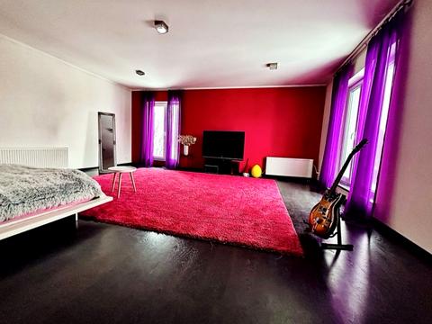 будинок за адресою Молодіжна вул., 33-А