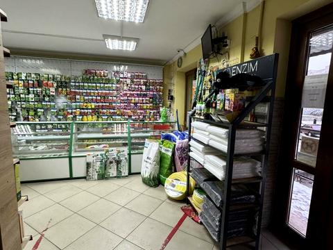 комерційна за адресою Чигиринська вул., 1