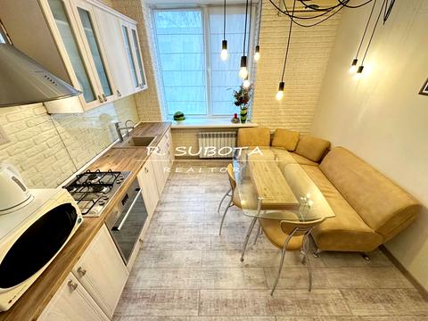 квартира за адресою Героїв Крут вул. (Фурманова), 1