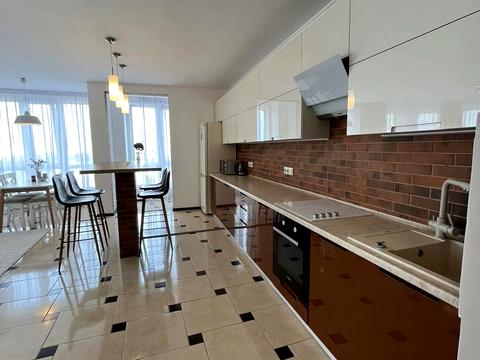 квартира за адресою В'ячеслава Липинського вул. (), 28