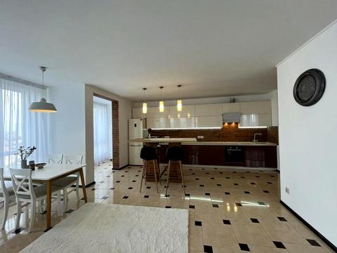 квартира за адресою В'ячеслава Липинського вул. (), 28