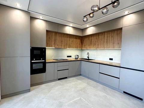 квартира за адресою Залізнична вул., 7А