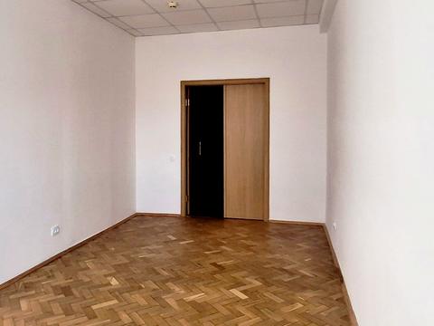 коммерческая по адресу Евгения Сверстюка ул. (Марины Расковой), 17